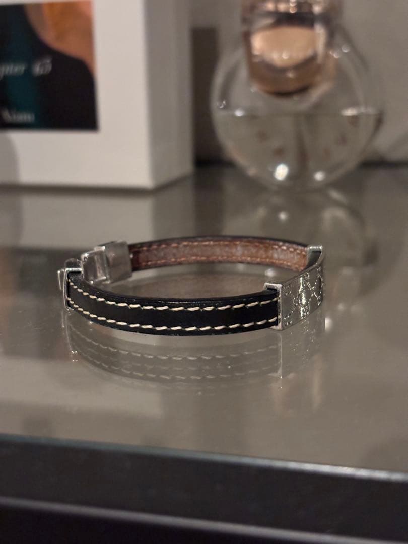 M*a様 GUCCI レザーブレスレット