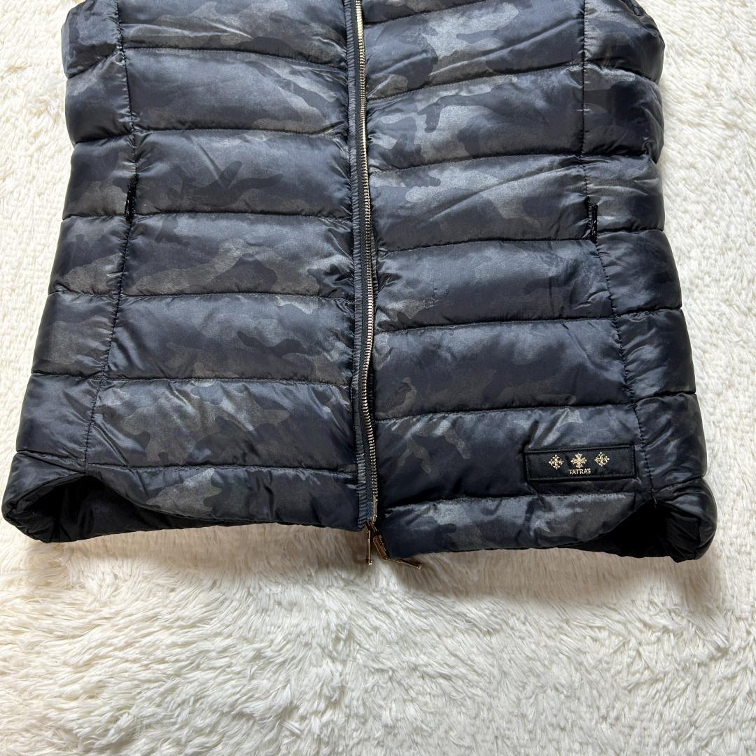 美品✨タトラス ダウンベスト リバーシブル カモフラ柄 ブラック M 軽量