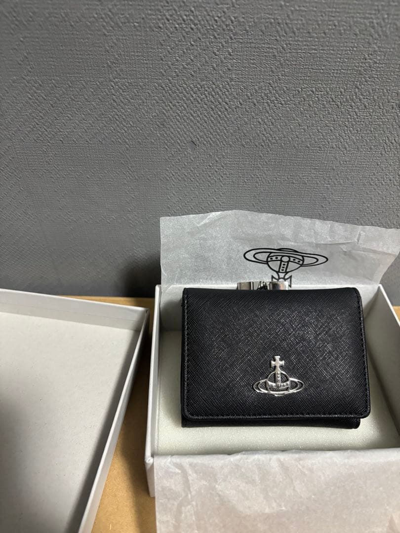 ヴィヴィアン　財布　Vivienne Westwood
