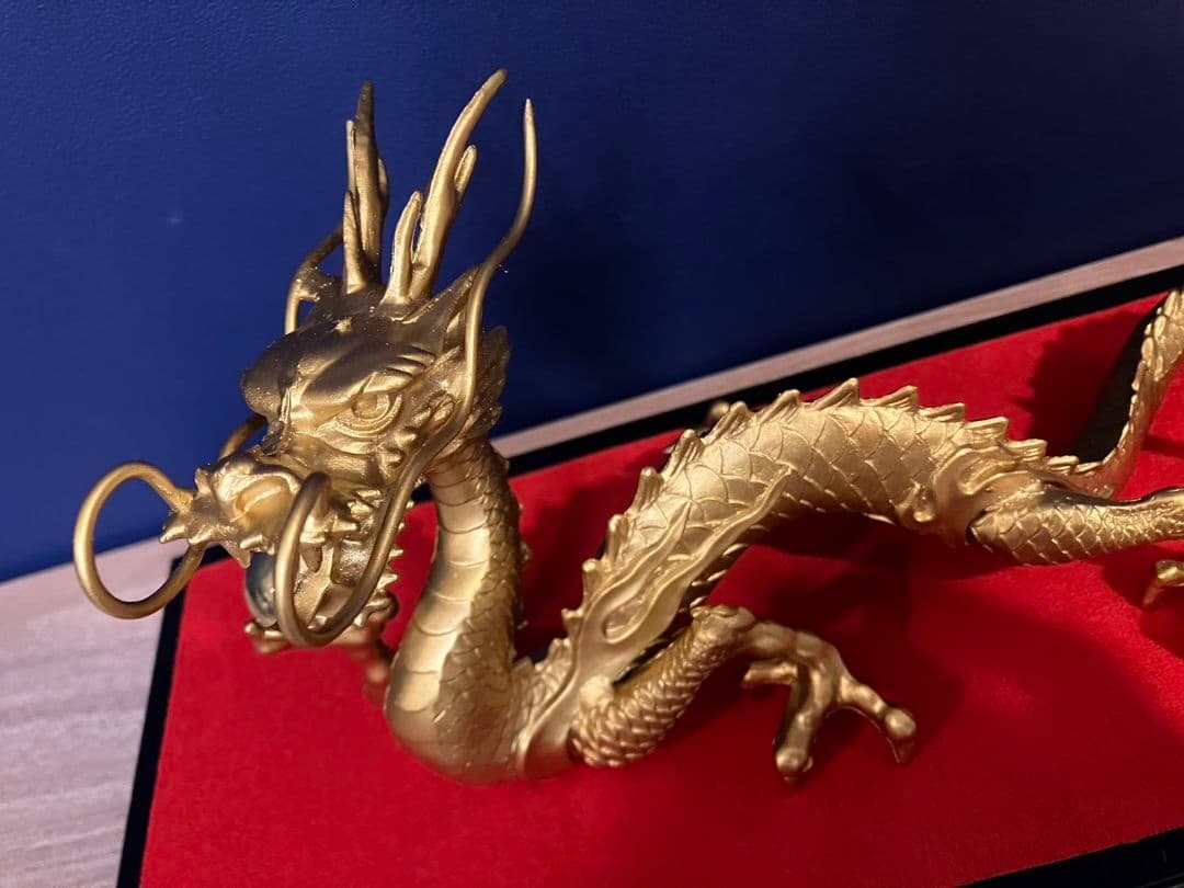 セール！開運龍　金の龍　金の開運龍　龍置物