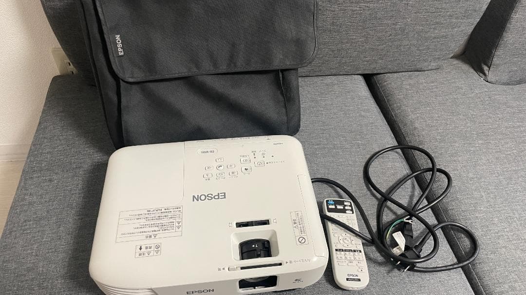 EPSON エプソン EB-W05 プロジェクター