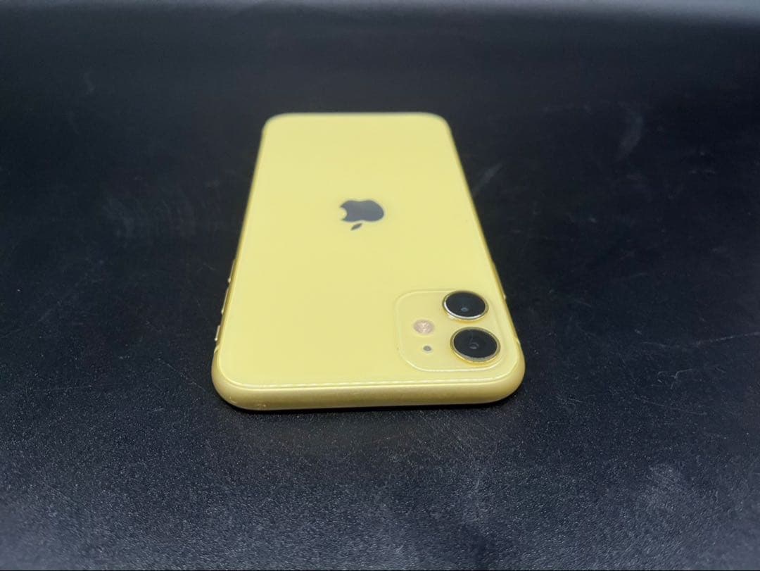 ◇iPhone11 NWM42J/A 128GB SIMロックあり