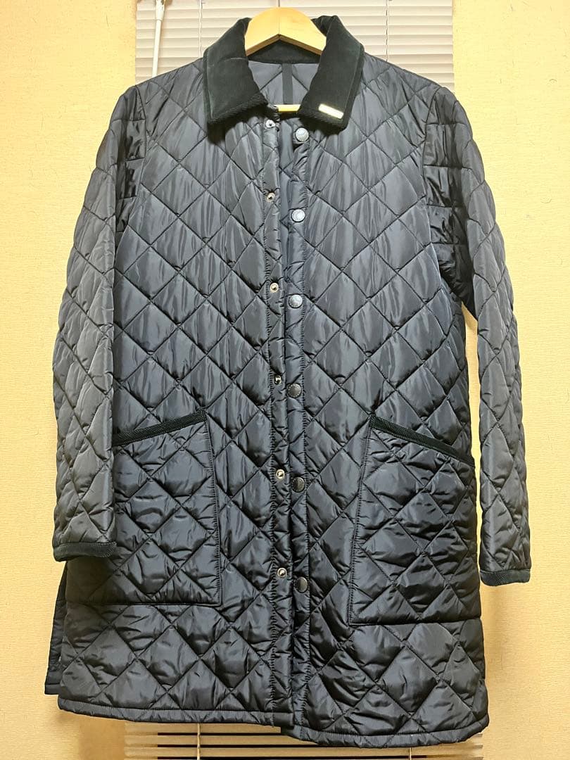 Barbour キルティング コート　ピンバッジ付き