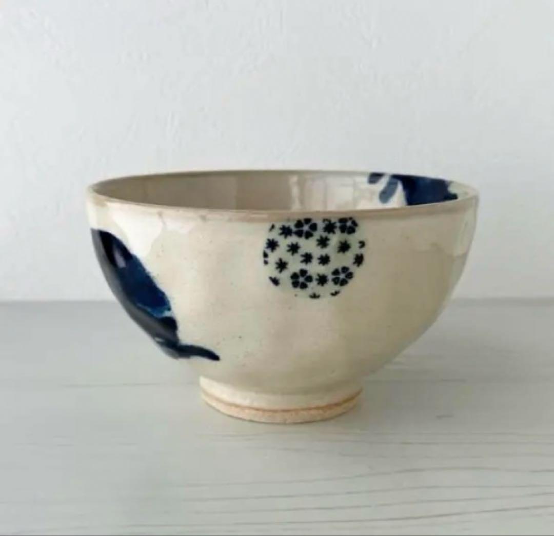 新品　美濃焼　猫にまり　茶碗　猫　ねこ　ネコ
