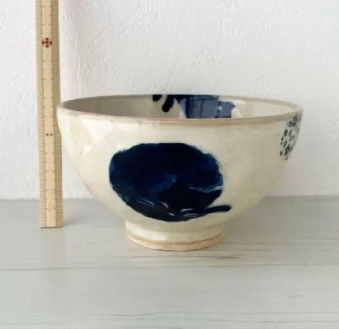 新品　美濃焼　猫にまり　茶碗　猫　ねこ　ネコ