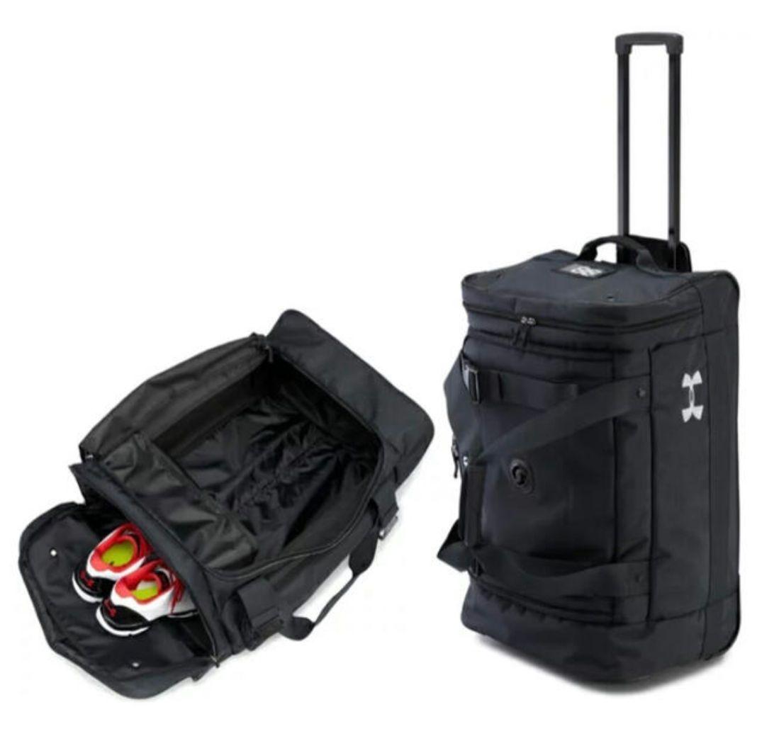 ☆新品未使用☆UNDER ARMOURキャリーバッグ