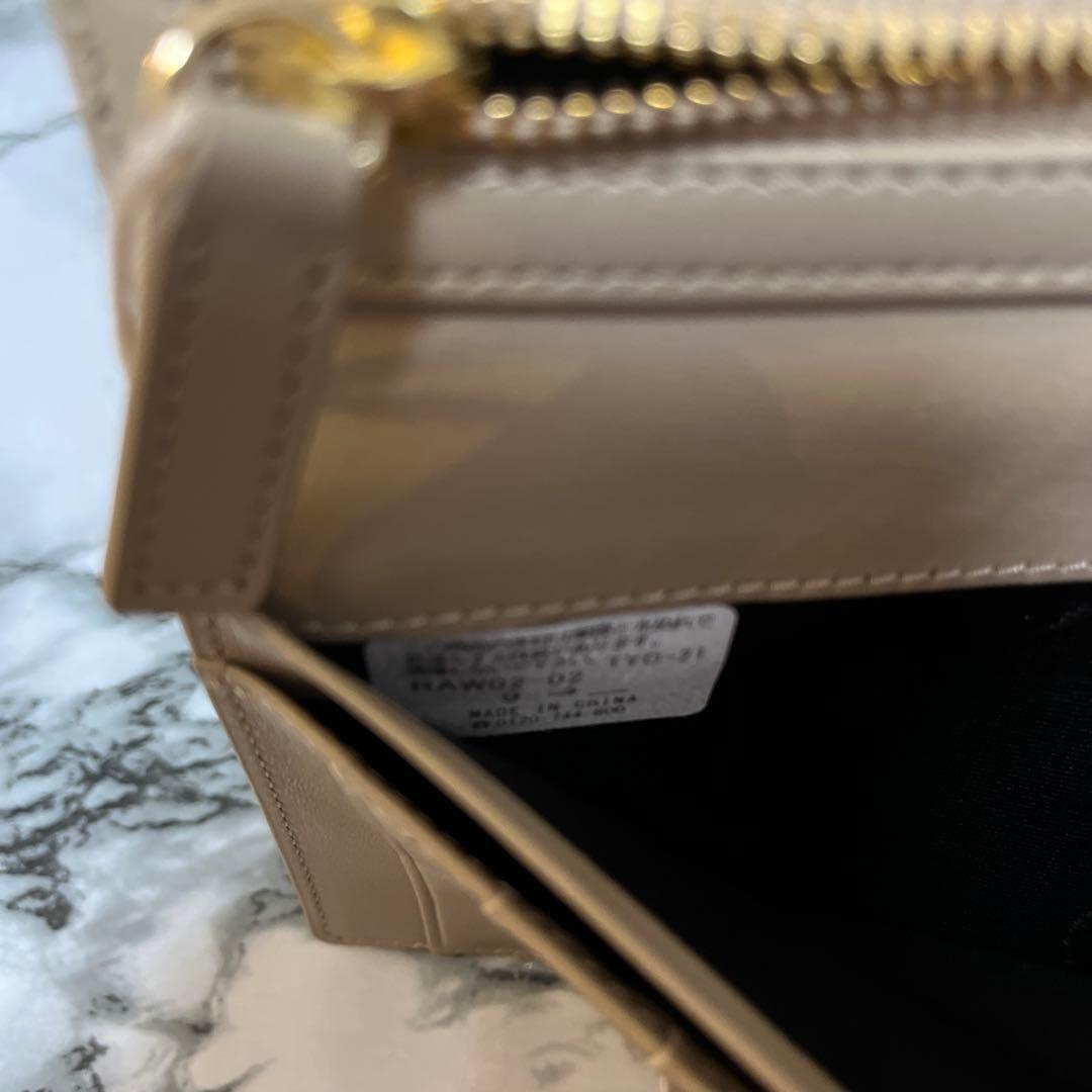 【新品未使用】agnès b. ベージュ 二つ折り財布　カードケース