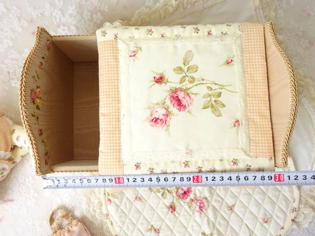 マニー　うさぎのぬいぐるみベッドルーム　コラージュウォールポケット　ローズイマン