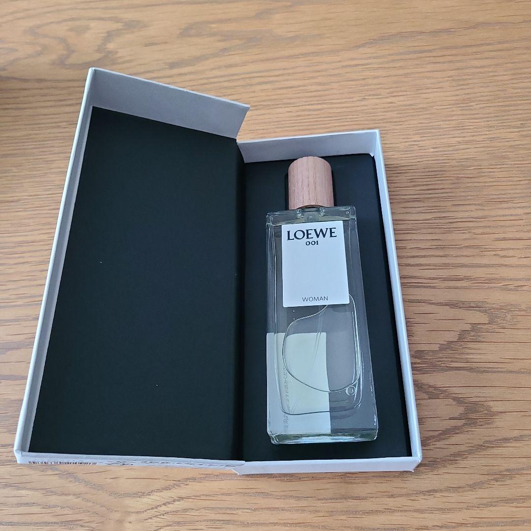 ロエベ 001 ウーマン オードパルファム スプレー 50ml　正規品