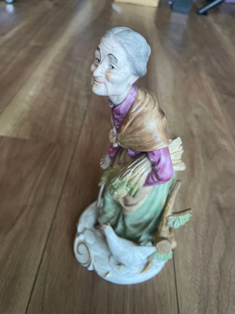 陶器　置物　老婆