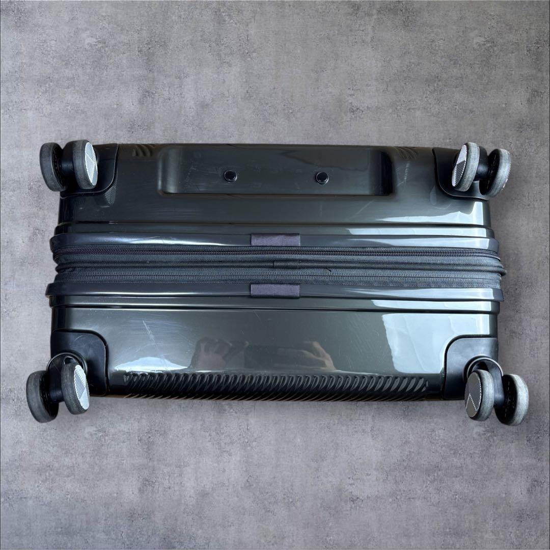 【美品】Samsonite Volant TSAロック スーツケース 4輪