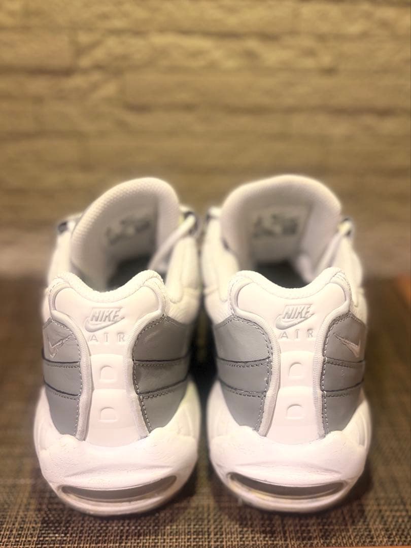 【公式購入】NIKE エア マックス 95 エッセンシャル26.0cm
