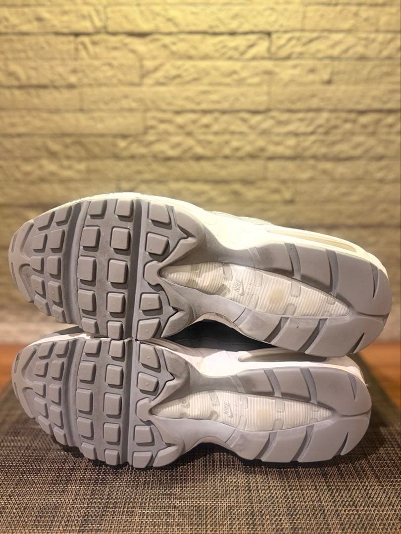 【公式購入】NIKE エア マックス 95 エッセンシャル26.0cm