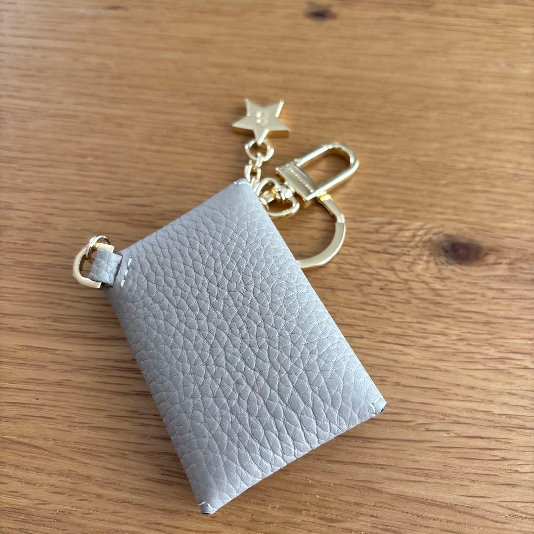 BONAVENTURA グレージュ ベージュ グレー レザー キーホルダー