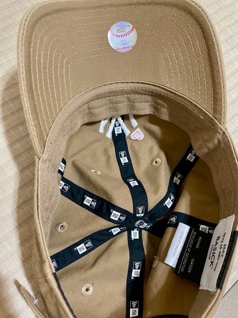BASICK NYロゴ刺繍ベースボールキャップ