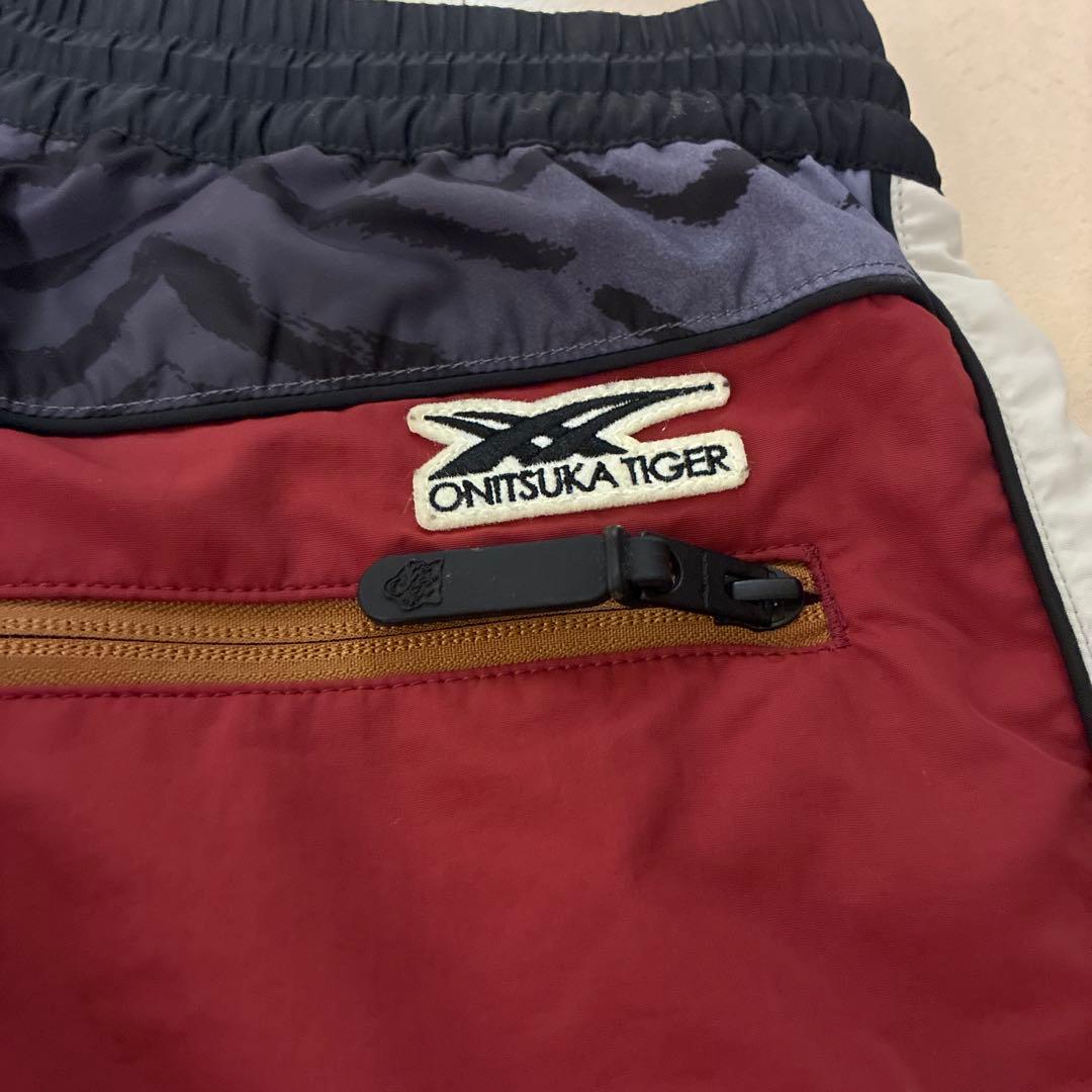 オニツカタイガー　ナイロンパンツ　虎柄　22ss タグ付き