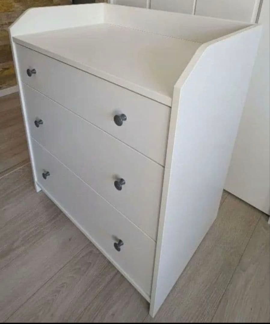 IKEA HAUGA 3段チェスト 70x46x84cm /分解状態・購入者組立