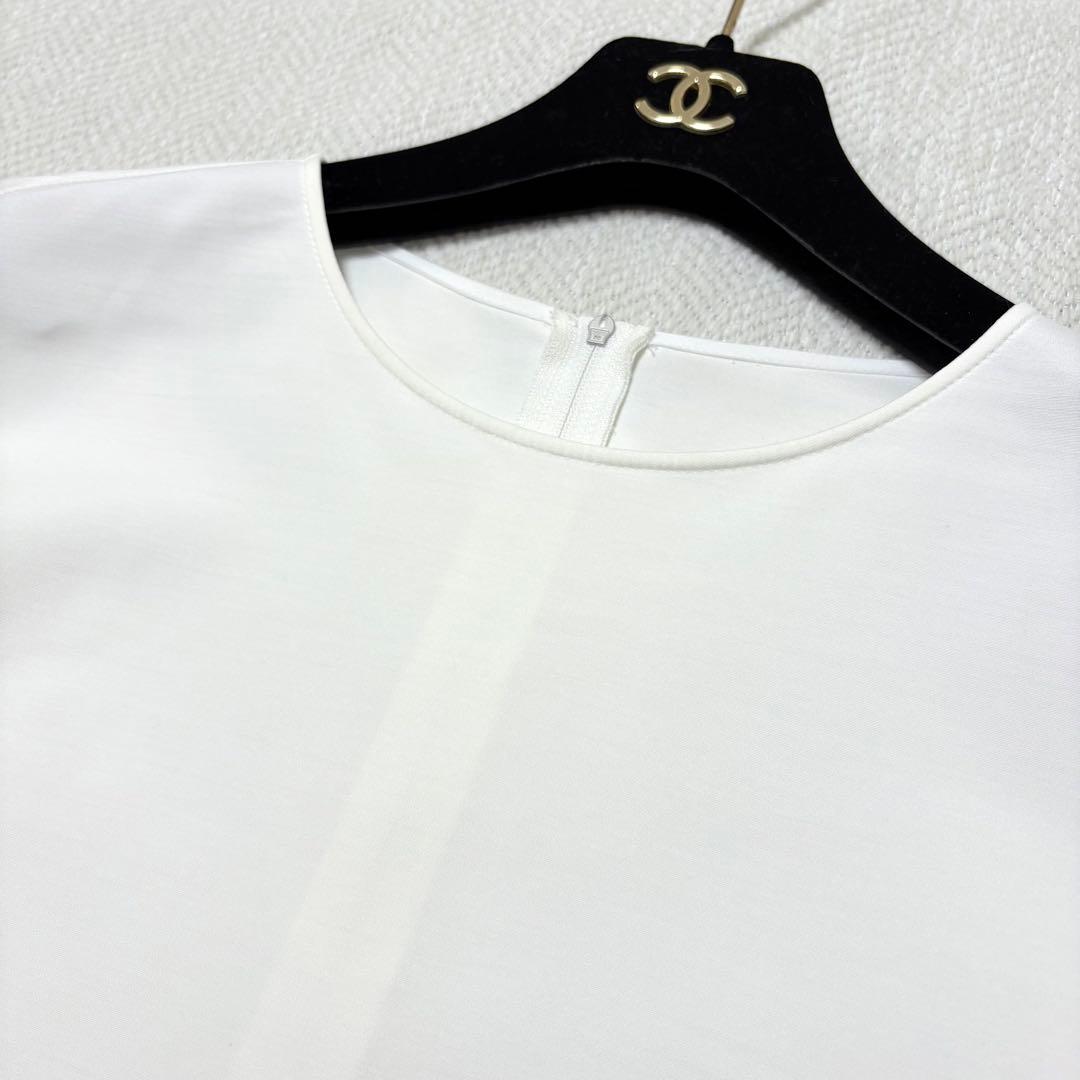 美品 FOXEY NEW YORK ラッフルトリムスリーブティー ホワイト