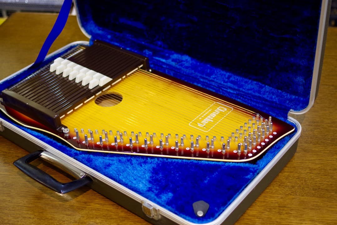 TOKAI GAKKIクロマハープCH-2S（教本、ハードケース付）