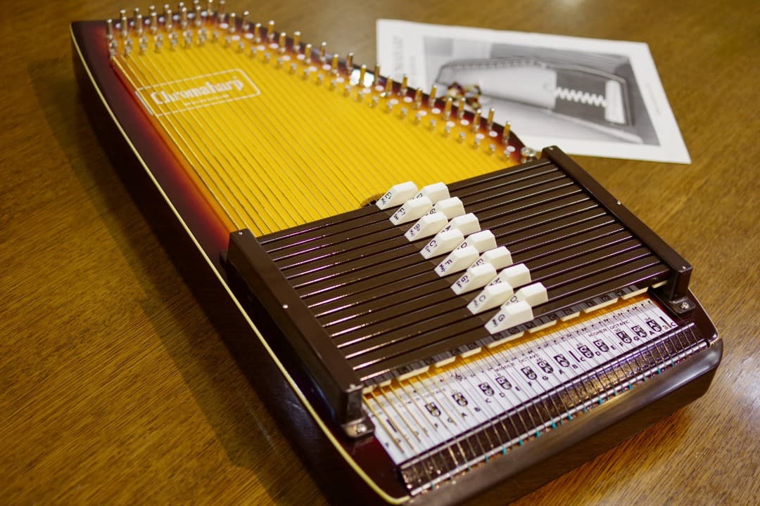 TOKAI GAKKIクロマハープCH-2S（教本、ハードケース付）