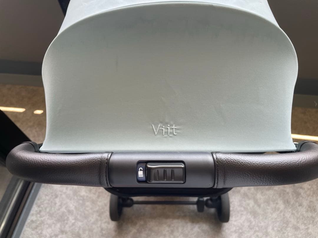 Viit ベビーカー 限定色 シルバーグリーン