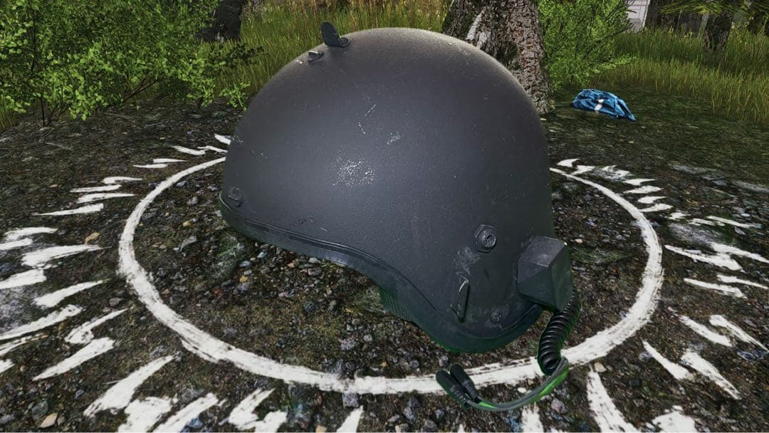 こ*き様 アルティンヘルメット　傷アリ