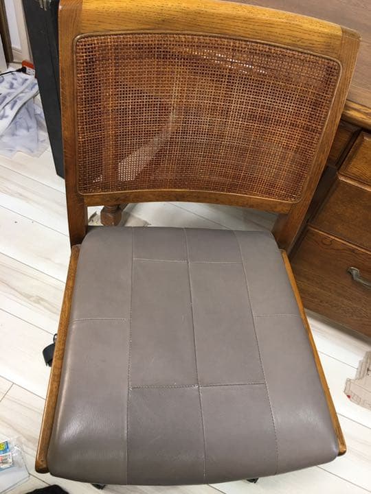 浜本工芸　　かなり状態の良い机です。引取り限定　茨城県古河市まで