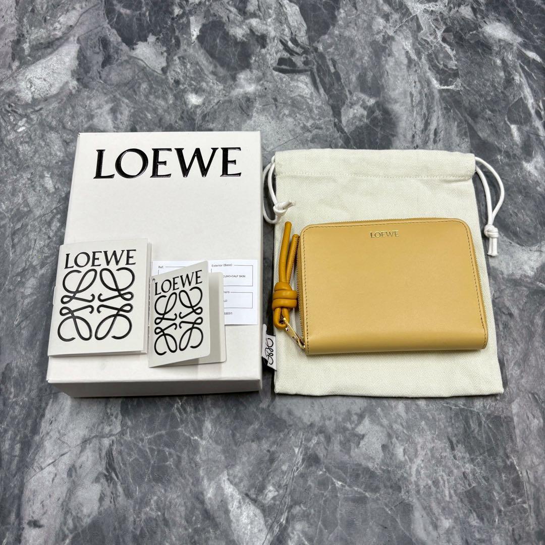 あらいぐま✨LOEWE ノット コンパクトウォレット イエローベージュ 財