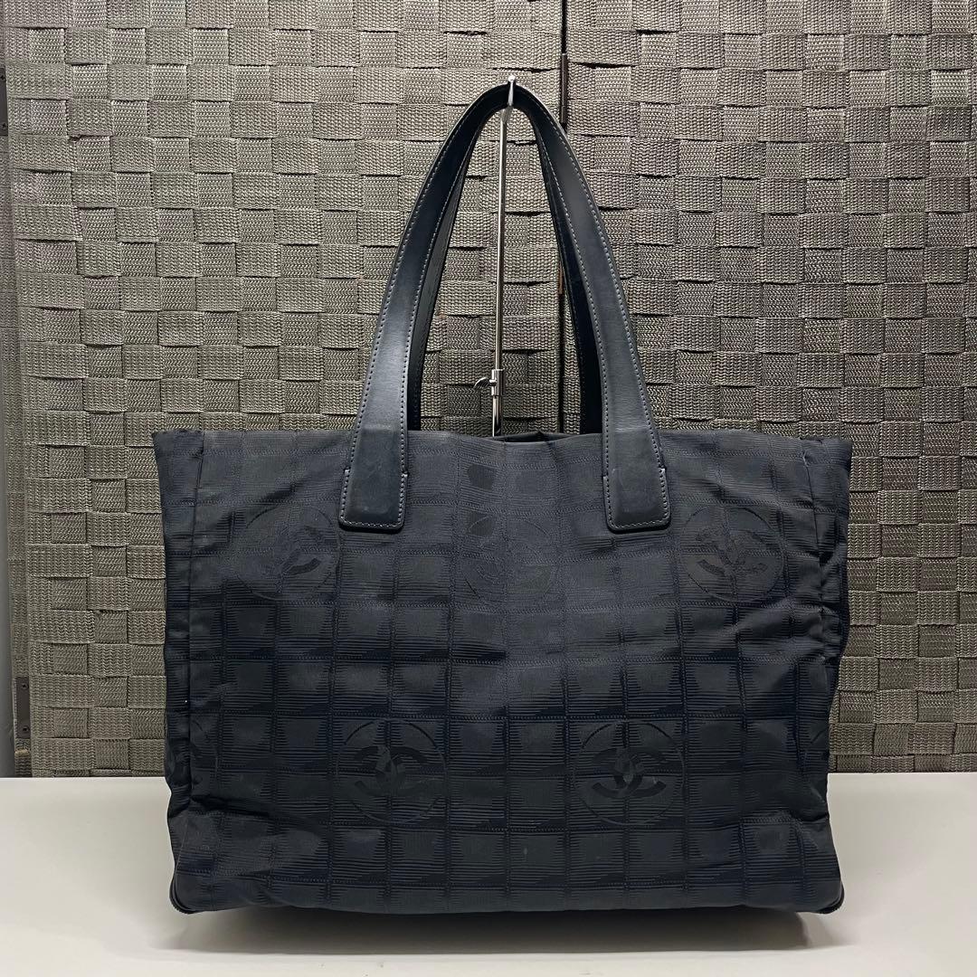 ナ*ョ様 CHANEL ブラック ニュートラベルラインMM トートバッグ