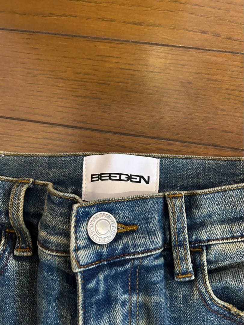 【美品】beeden FIT BOOT-CUT LOWRISE DENIM