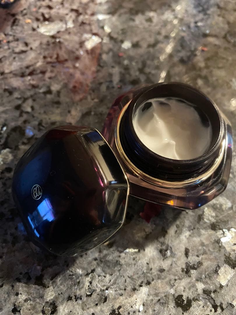 MENARD エンベリエ　アイクリーム