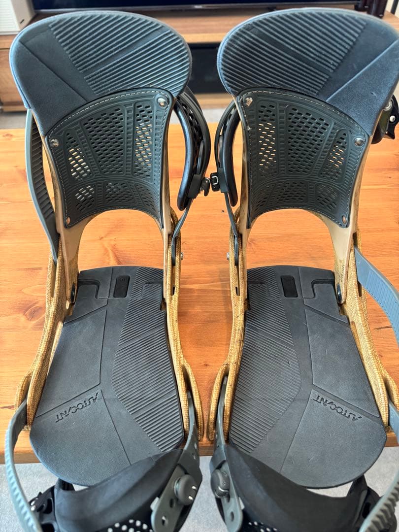 Burton MALAVITA スノーボード ビンディング　Mサイズ
