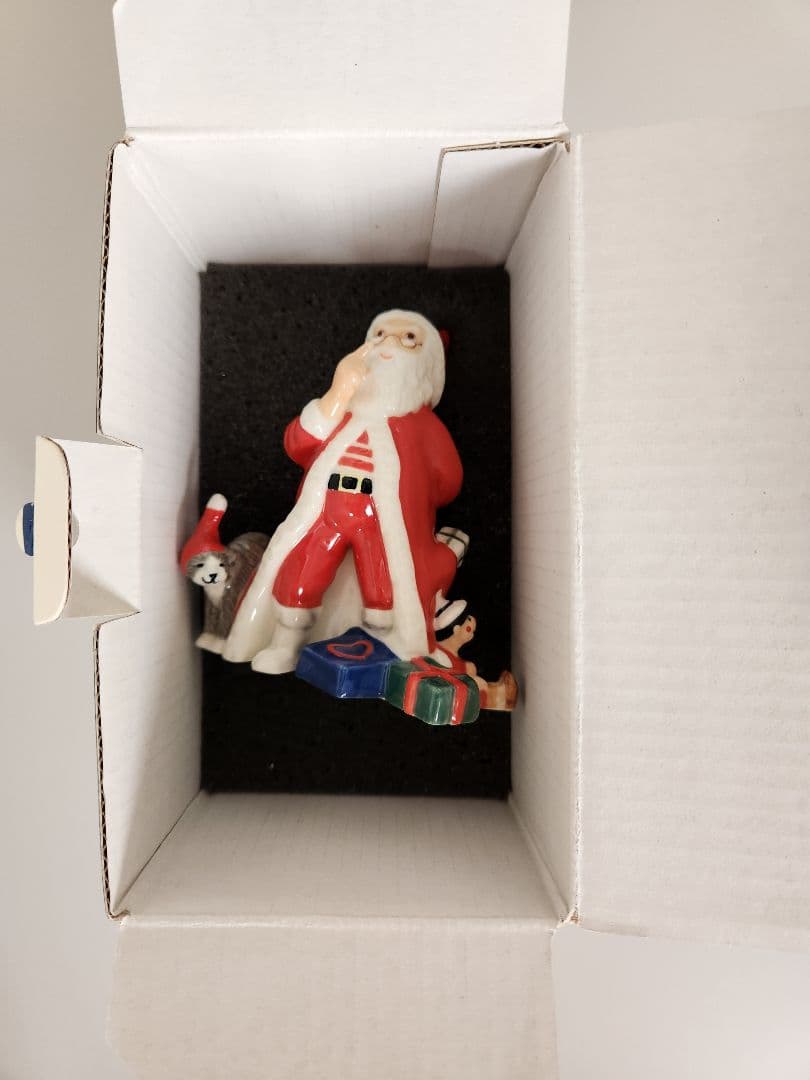 ロイヤルコペンハーゲン　フィギュリン サンタクロース2015 　置物　箱つき