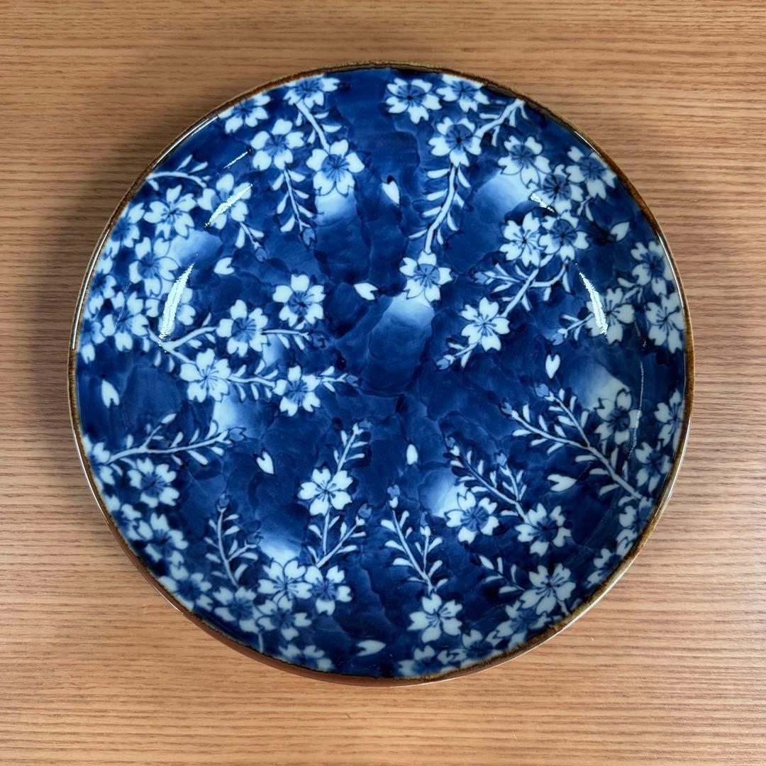 有田焼 福泉窯：染付外濃しだれ桜文 七寸皿☆最後の1枚です♡