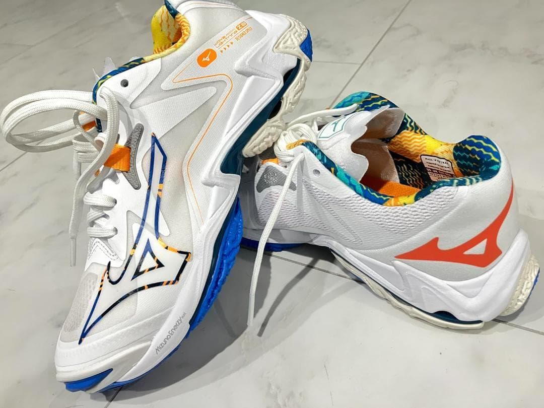 MIZUNO(ミズノ) ユニセックス大人 ウエーブライトニング Z8 部活 屋m