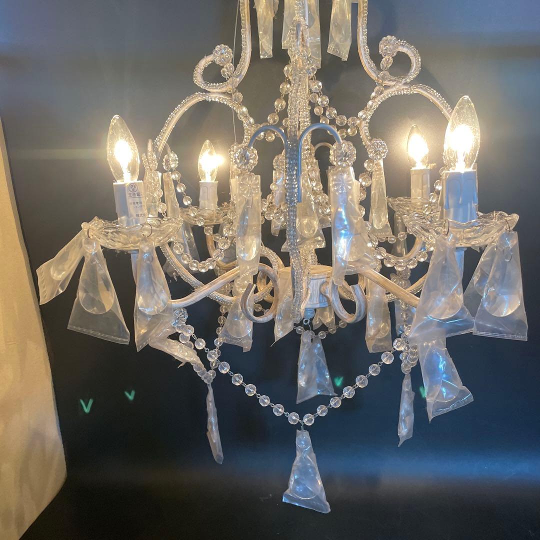 新品未使用　シャンデリア　アンティーク　ヴィンテージ　ゴールド　ホワイト