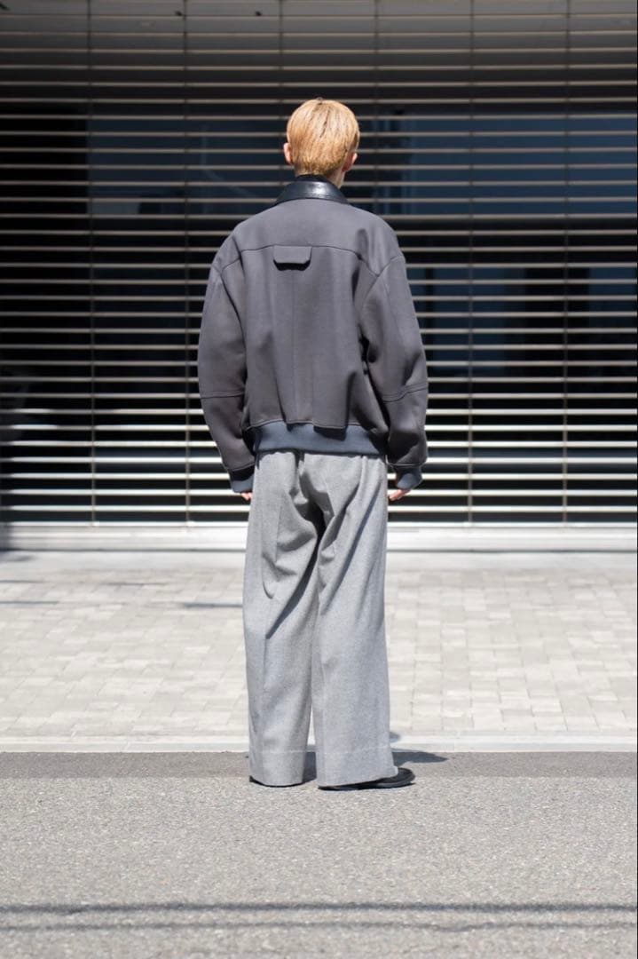 1月までの搭載【試着のみ】25AW OUAT  BLOUSON