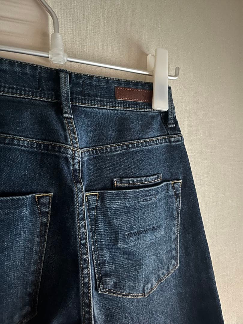 ヤヌーク カーブテーパード LAURA 22 YANUK 定価31,900円