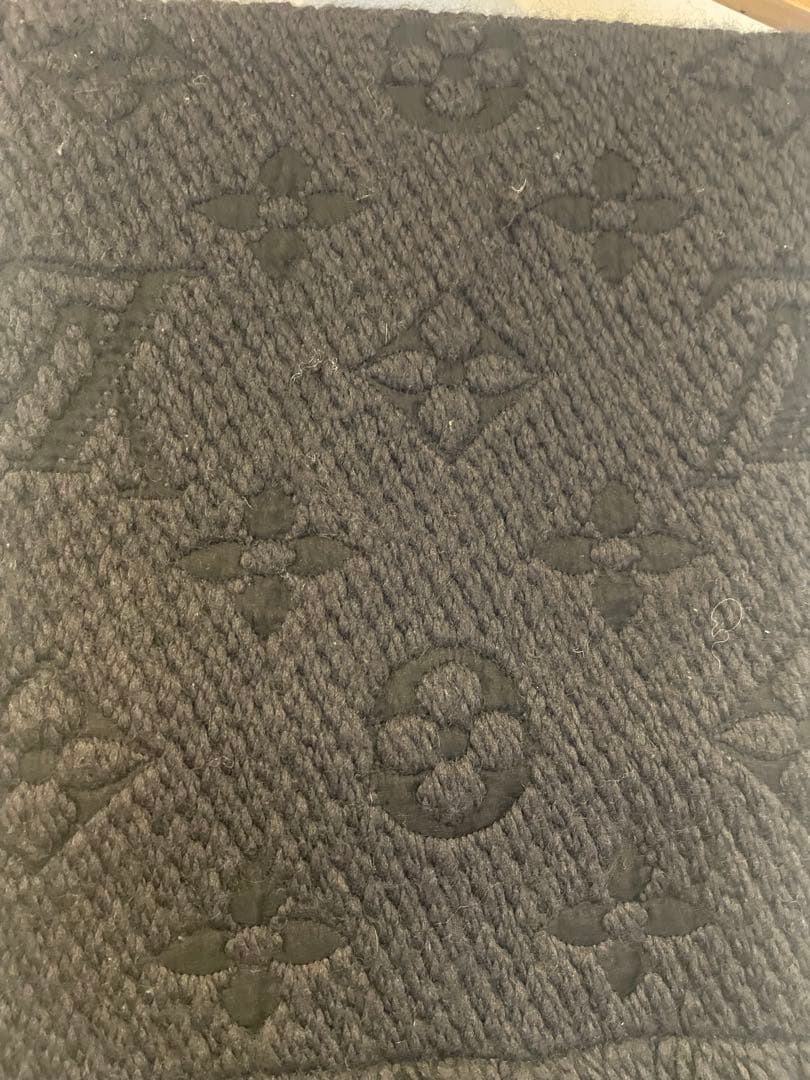 LOUIS VUITTON エシャルプロゴマニア　ブラック
