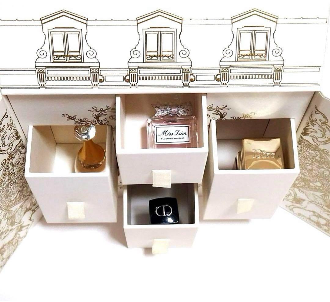 ディオールモンテーニュコフレ