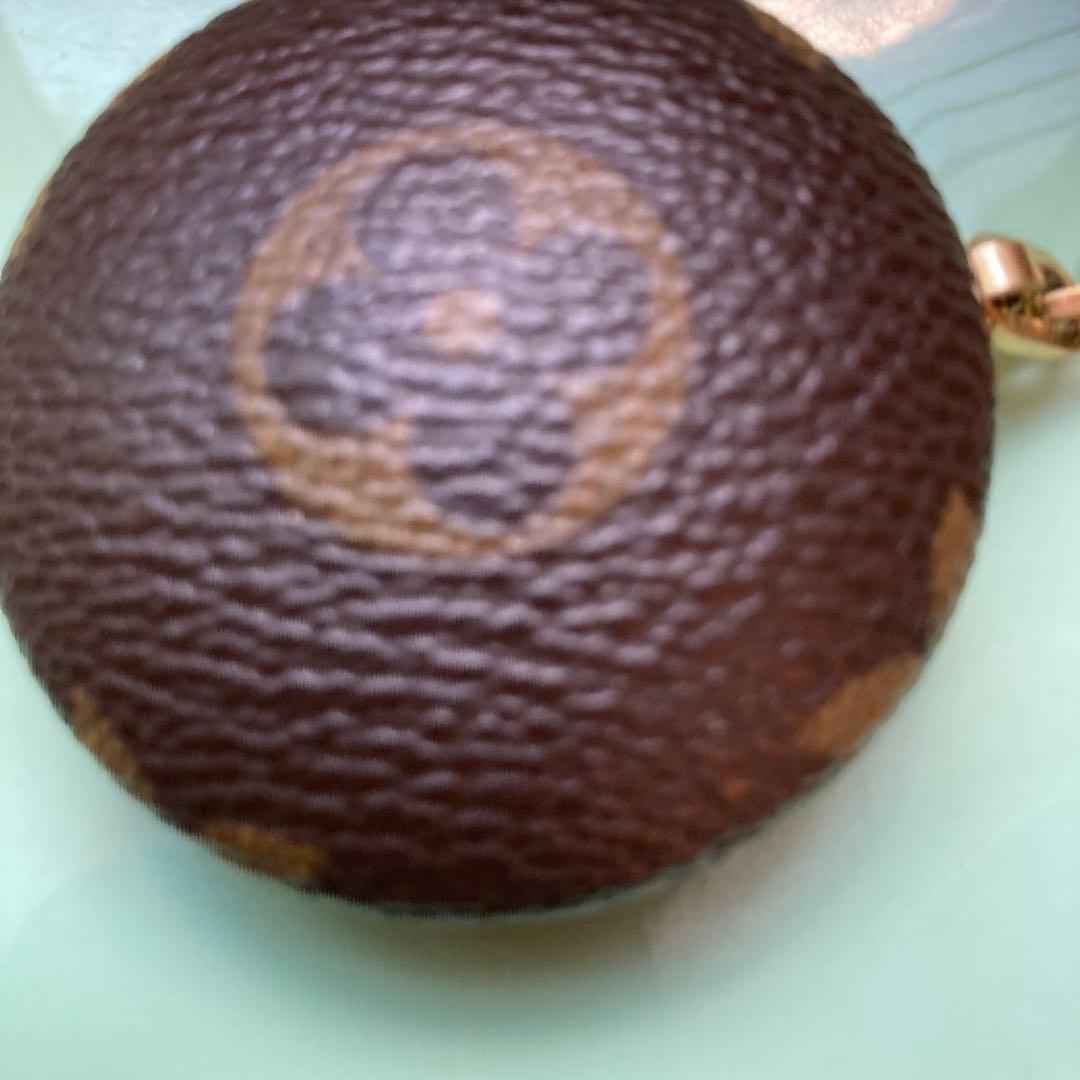 Louis Vuitton ブラウンレザーキーホルダー