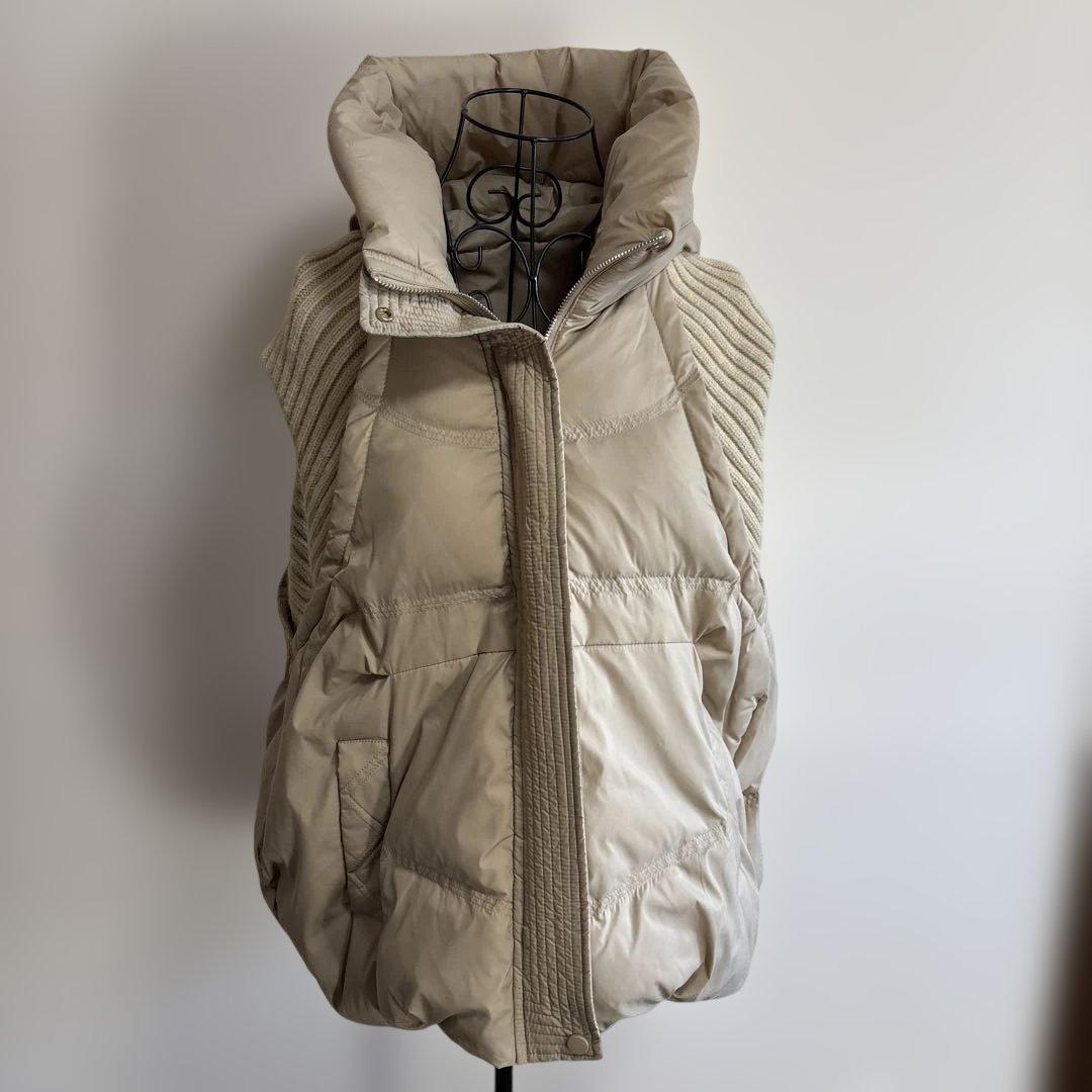 フード付き　ゆったり　ダウンベスト　ベージュ　サイズ　フリー