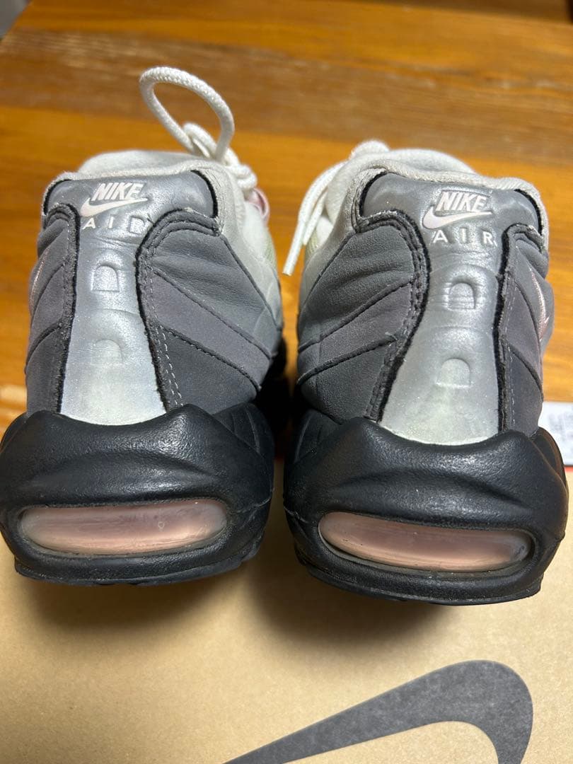 NIKE AIRMAX 95 PRM 中古
