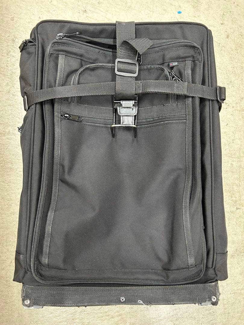 Luggage Works Stealth 22インチ　ローリング　バッグ
