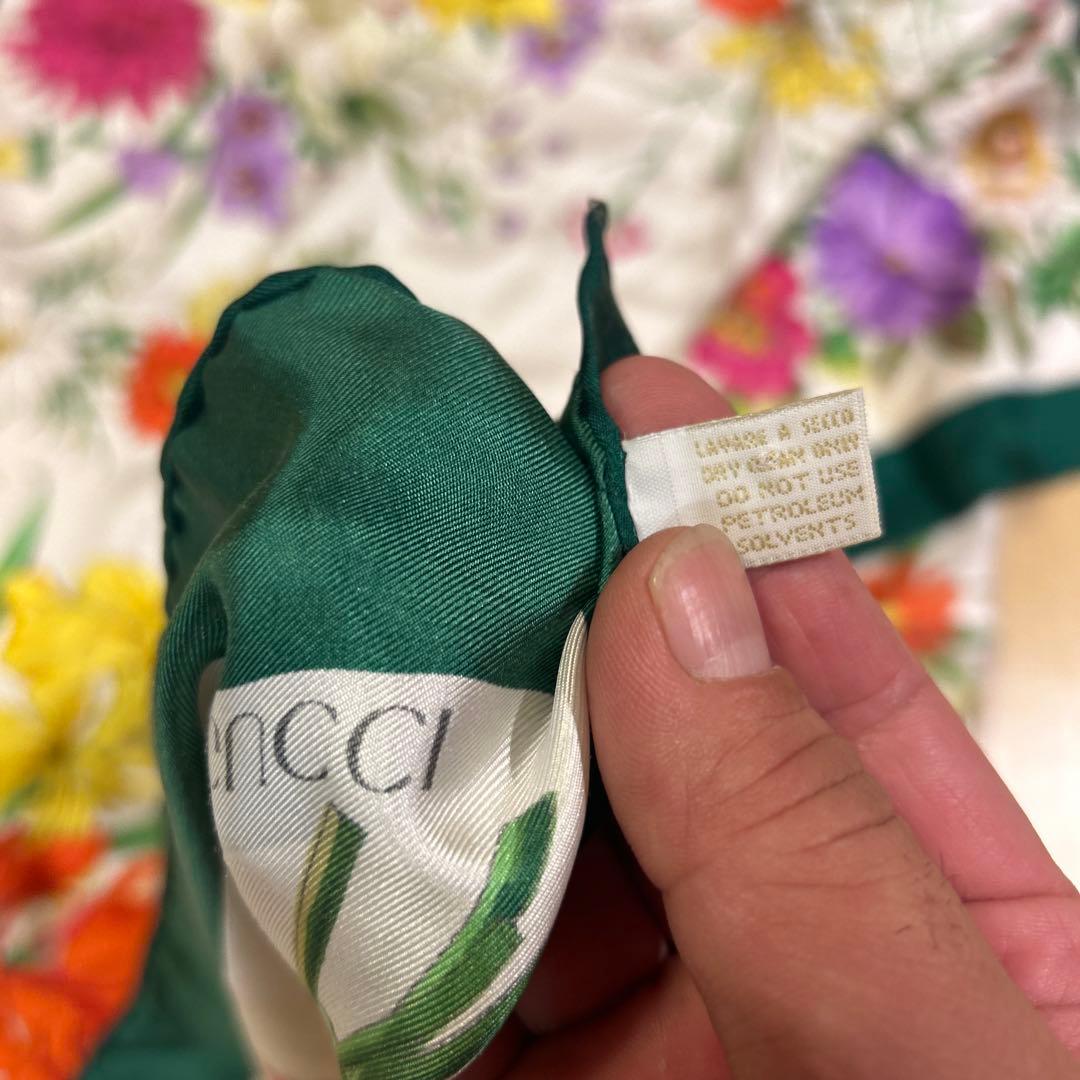 GUCCIスカーフ