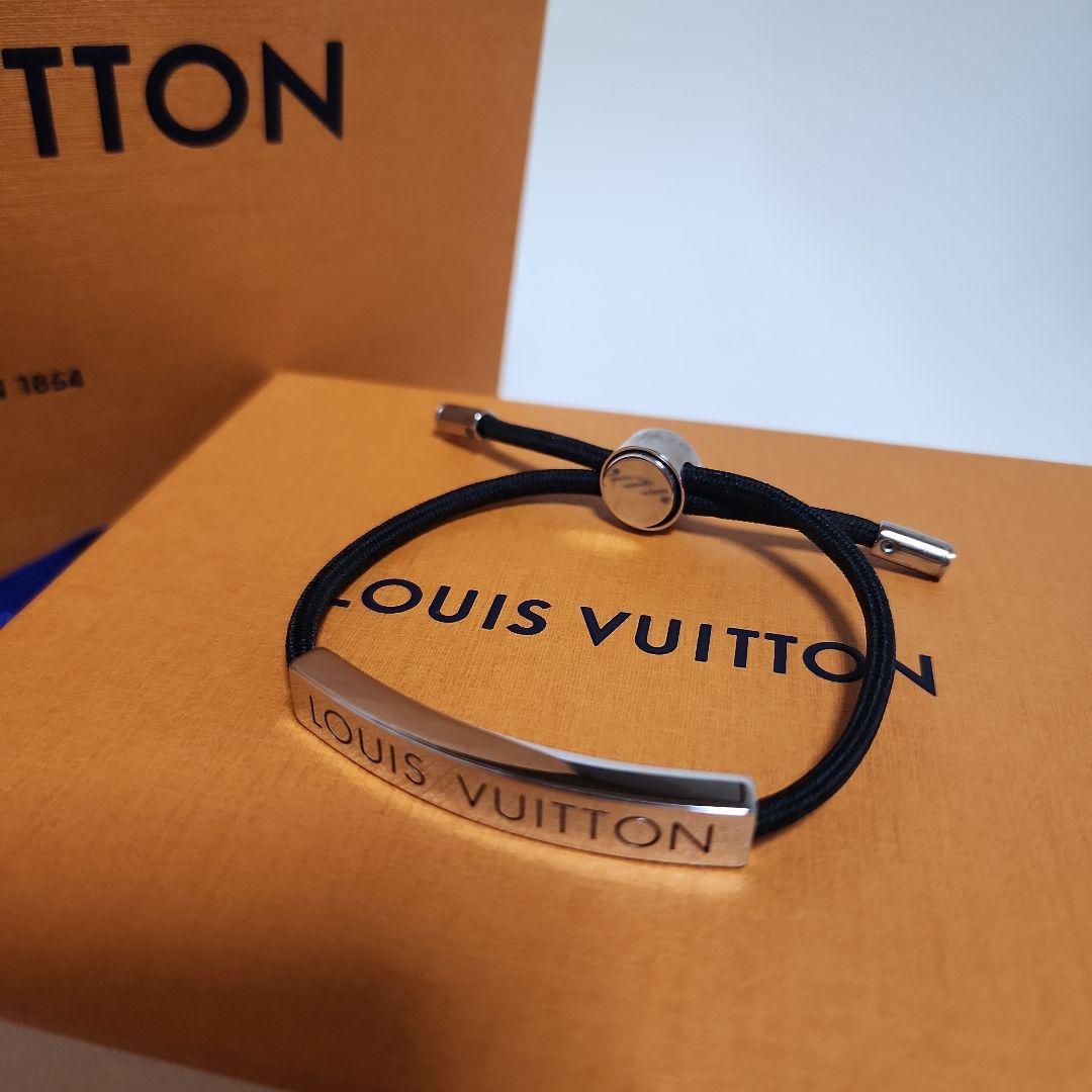 美品⭐LOUIS VUITTON⭐ルイヴィトン⭐ブラックレザーバングル