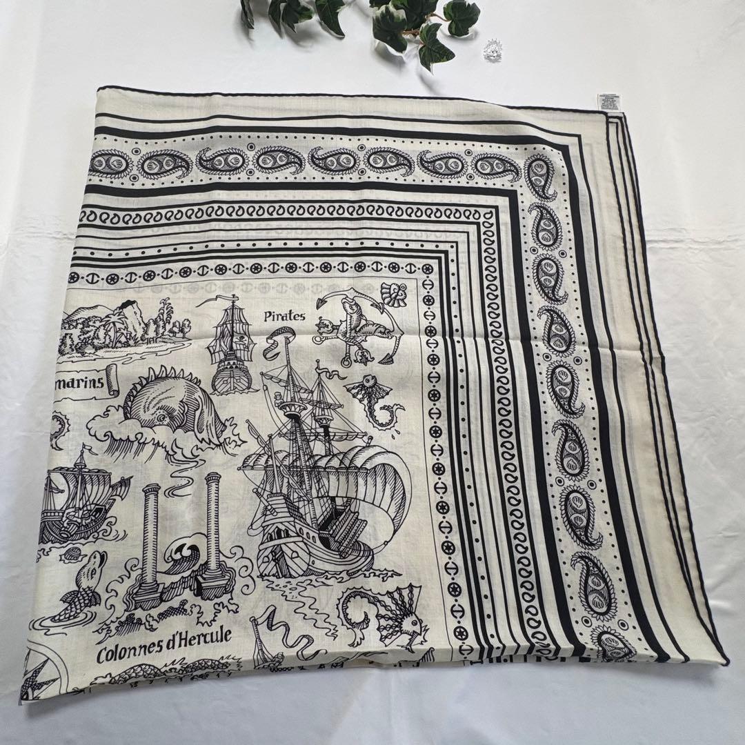 HERMES　カレジェアン　Tatouages Marins Bandana