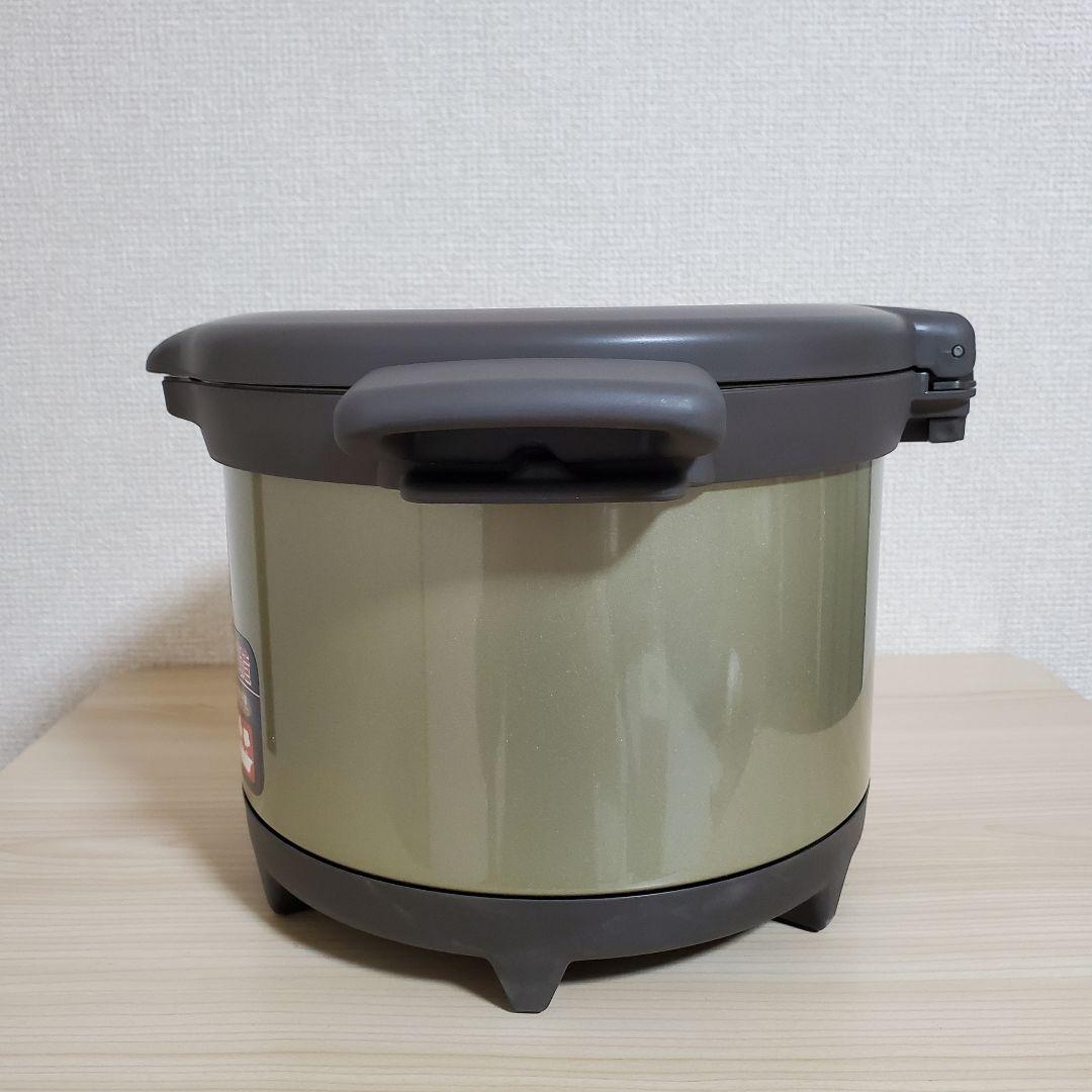 【未使用】サーモス シャトルシェフ KPM-2500 シャンパンゴールド