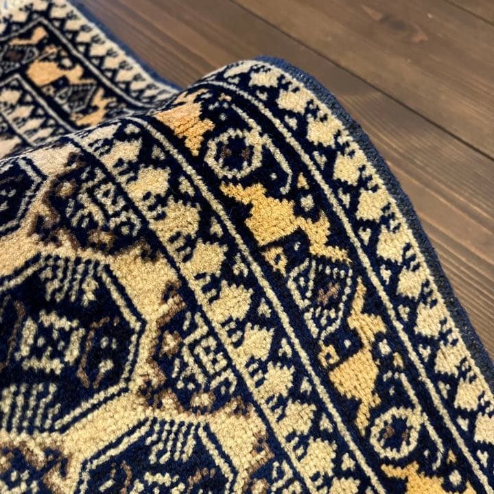 【新品未使用】アフガニスタン産 絨毯 ホジャロシュナイ