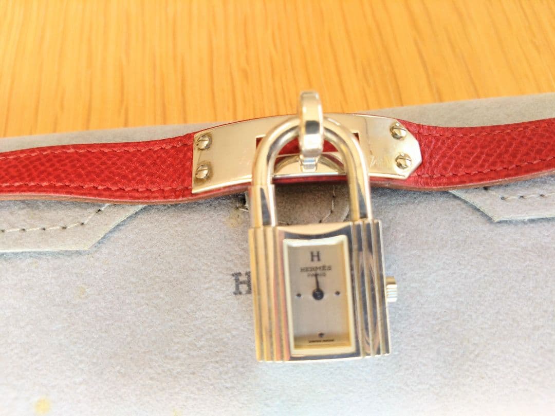 【週末限定値下】エルメス HERMES ケリーウォッチレディース腕時計 シルバー